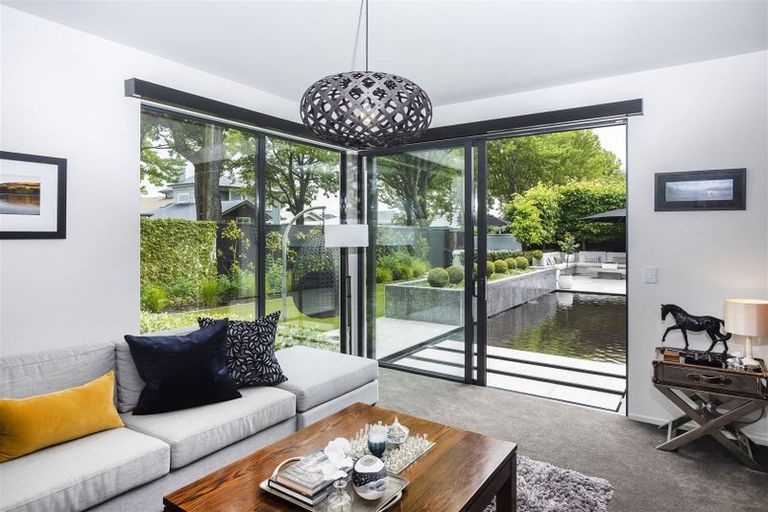 Photo of property in 416 Papanui Road, Papanui, Christchurch, 8053