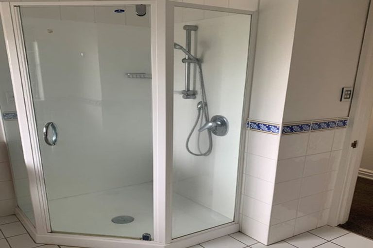 Photo of property in 35 Poaka Avenue, Dinsdale, Hamilton, 3204