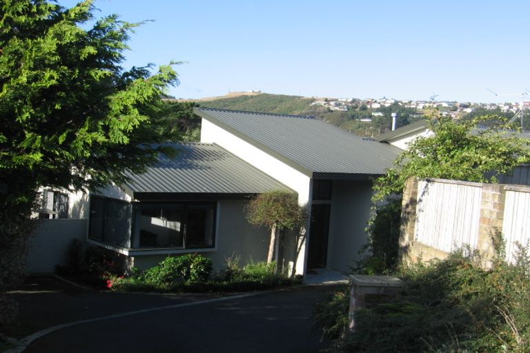 Photo of property in 10 Ashfield Grove, Churton Park, Wellington, 6037