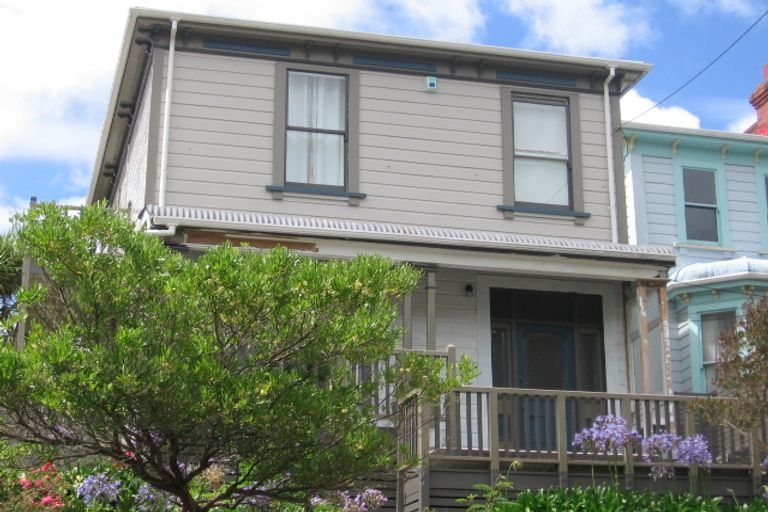 Photo of property in 17 Honiana Te Puni Street, Aro Valley, Wellington, 6021