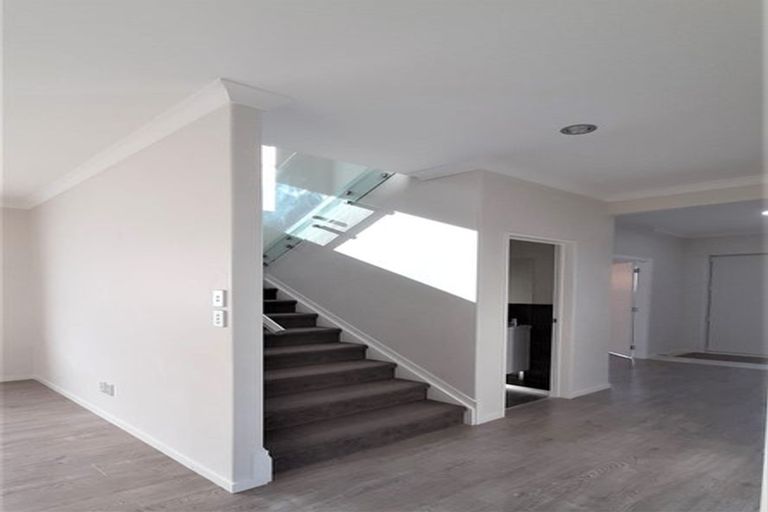 Photo of property in 13 Cahir Place, Flat Bush, Auckland, 2019