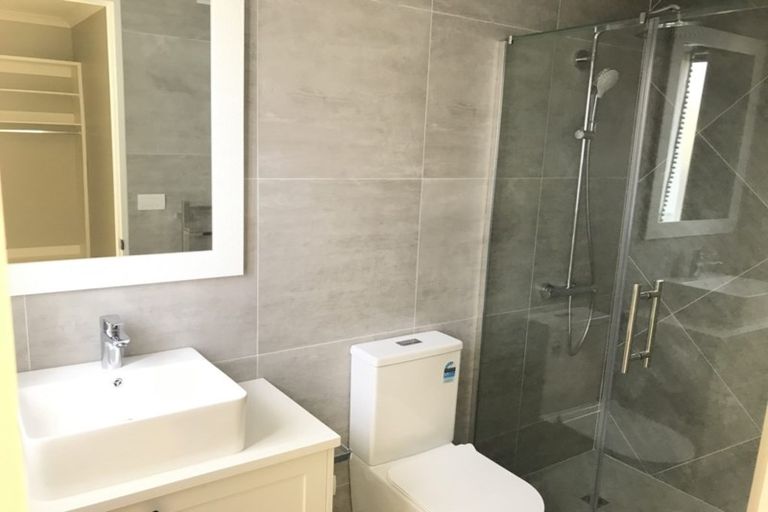 Photo of property in 66 Symes Drive, Red Beach, 0932