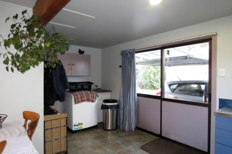 Photo of property in 148 Brougham Street, Westport, 7825