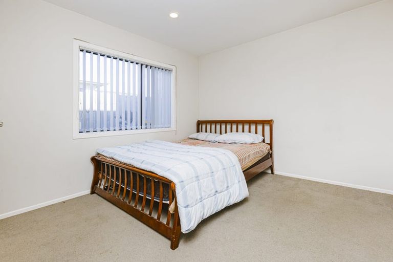 Photo of property in 54d Cambridge Terrace, Papatoetoe, Auckland, 2025