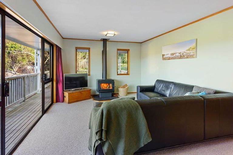 Photo of property in 137 Weggery Drive, Waikanae Beach, Waikanae, 5036