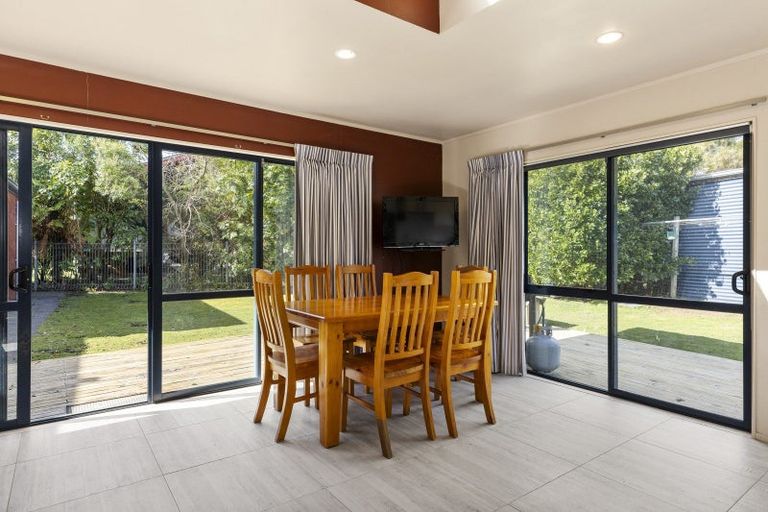 Photo of property in 16 Hoani Place, Kuratau, Turangi, 3381