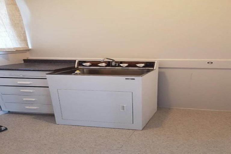 Photo of property in 187 Birkdale Road, Birkdale, Auckland, 0626