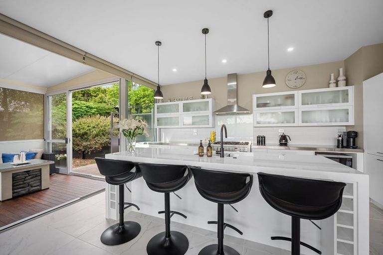 Photo of property in 67 Kittiwake Drive, Schnapper Rock, Auckland, 0632