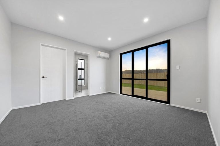 Photo of property in 5 Paihere Street, Huapai, 0810