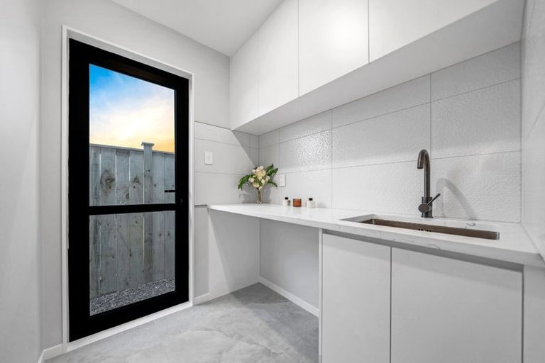 Photo of property in 5 Paihere Street, Huapai, 0810