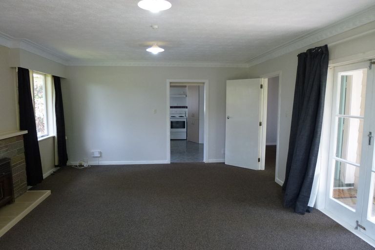 Photo of property in 32 Te Kanawa Crescent, Henderson, Auckland, 0610