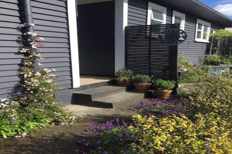 Photo of property in 25 Cobden Street, Westport, 7825