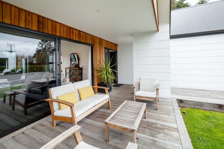 Photo of property in 85 Reading Street, Greytown, 5712