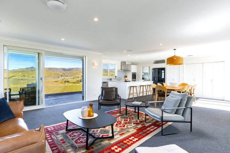 Photo of property in 129 Marlborough Ridge Drive, Fairhall, Blenheim, 7272