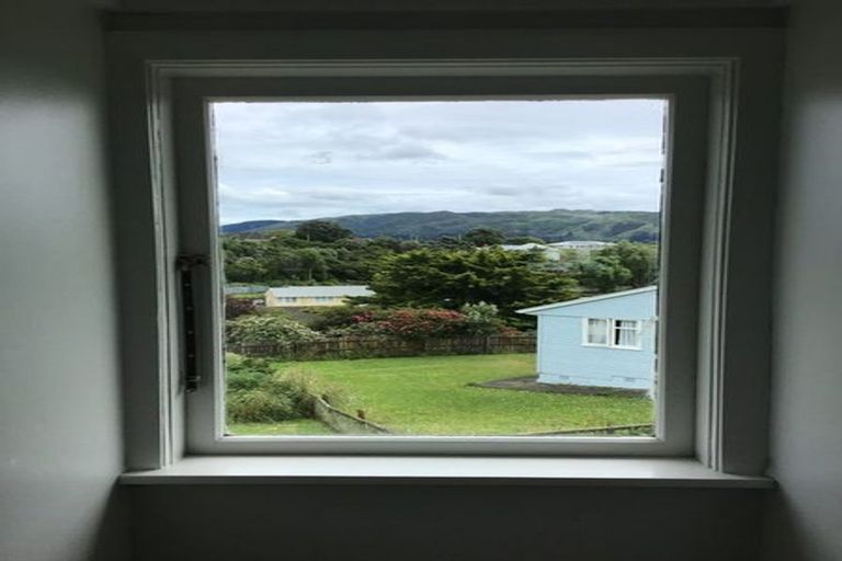 Photo of property in 66 Hereford Street, Cannons Creek, Porirua, 5024