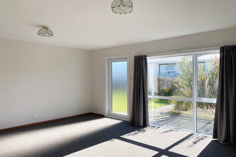 Photo of property in 2/490 Barbadoes Street, Edgeware, Christchurch, 8013
