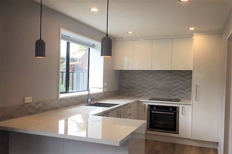 Photo of property in 4/23 Tower Street, Hornby, Christchurch, 8042