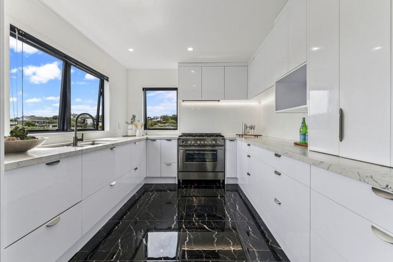 Photo of property in 7 Markham Place, Bucklands Beach, Auckland, 2012