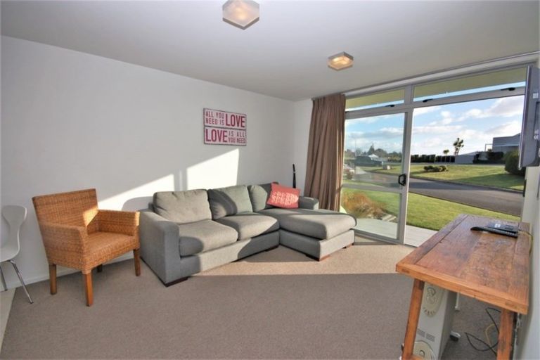 Photo of property in 1-25/300 Lake Terrace, Two Mile Bay, Taupo, 3330