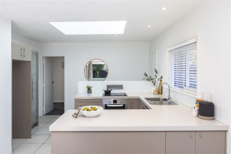 Photo of property in 1/15 Knowles Street, St Albans, Christchurch, 8052