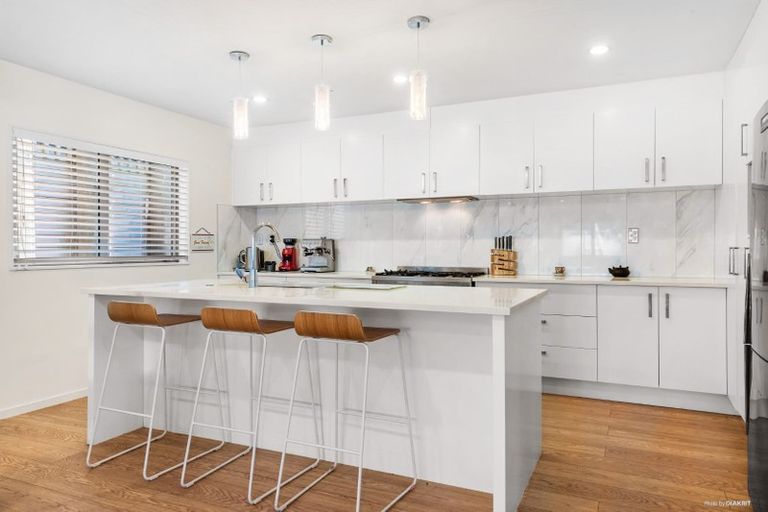 Photo of property in 76b Glamorgan Drive, Torbay, Auckland, 0630