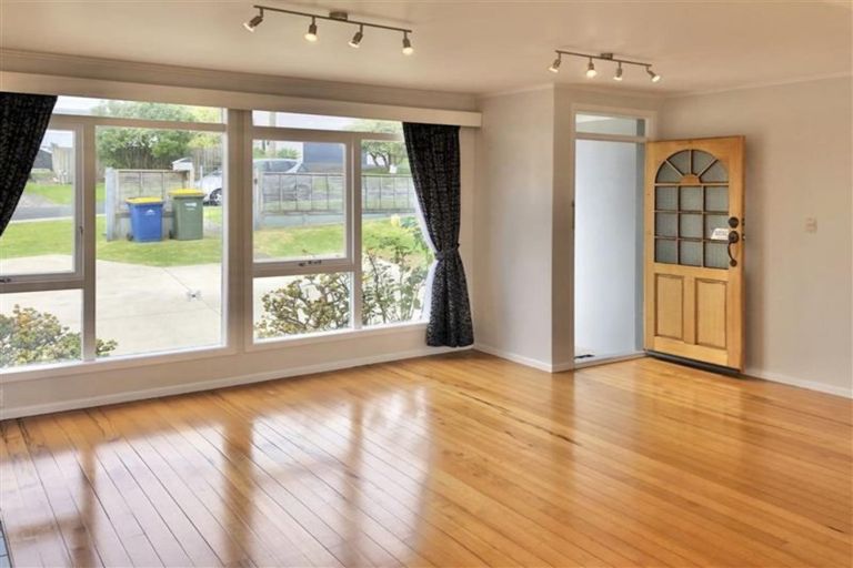 Photo of property in 9 Raeben Avenue, Hillcrest, Auckland, 0627