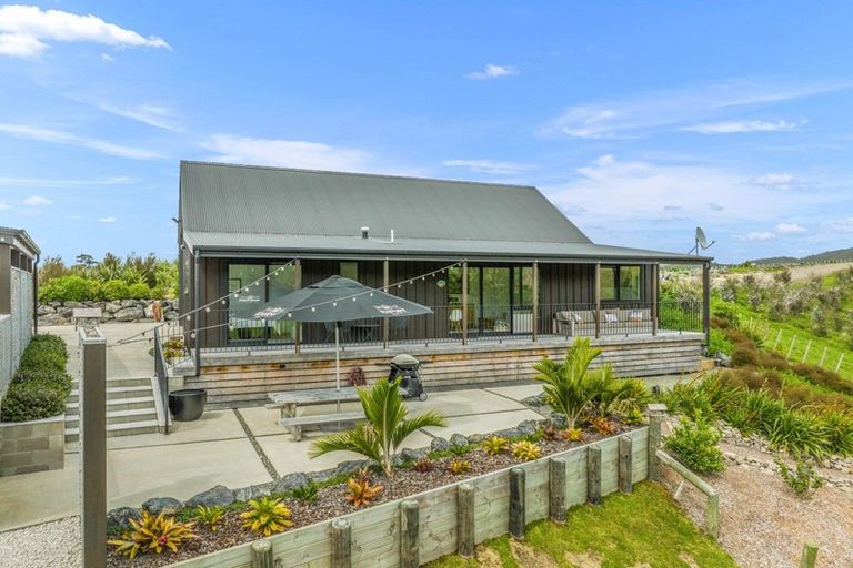 Photo of property in 34 Waiotahi Drive, Mangawhai, Kaiwaka, 0573