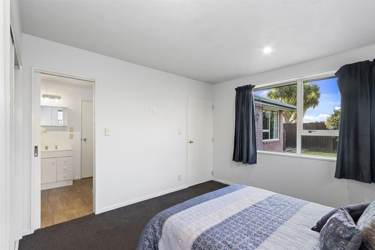 Photo of property in 264 Hills Road, Mairehau, Christchurch, 8013