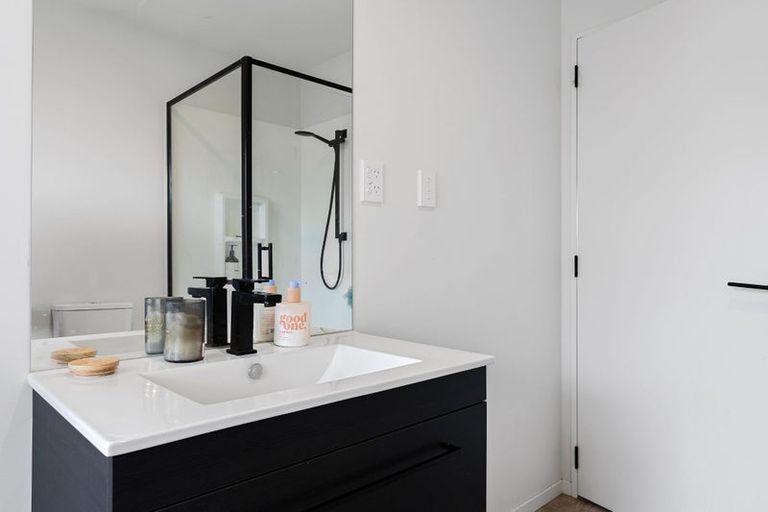 Photo of property in 156 Faringdon Boulevard, Rolleston, 7615