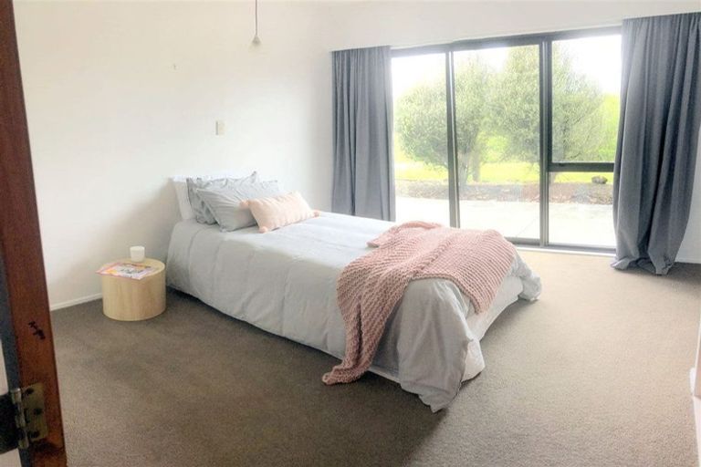 Photo of property in 470 Porangahau Road, Waipukurau, 4282