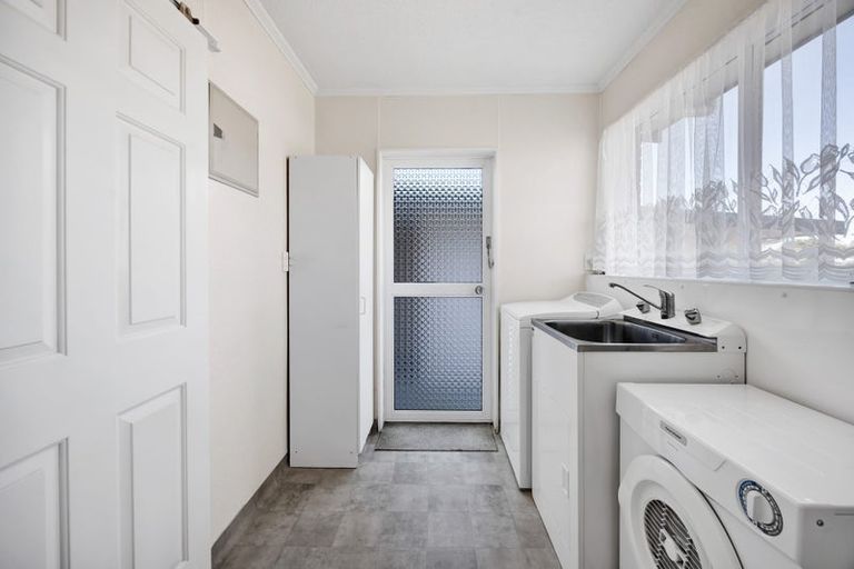 Photo of property in 29 Ngahere Street, Inglewood, 4330