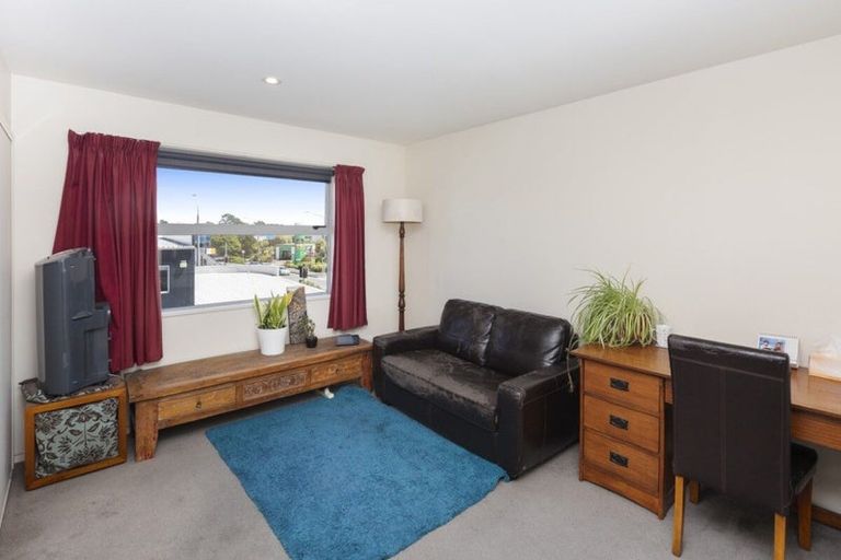 Photo of property in 88a Edgeware Road, St Albans, Christchurch, 8014