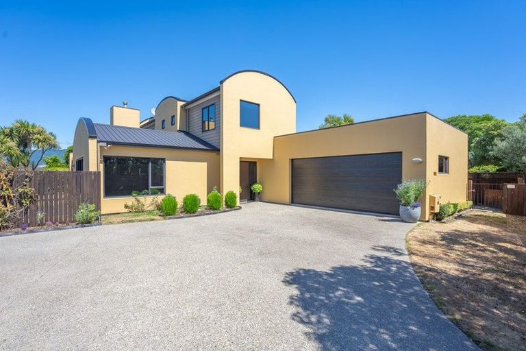 Photo of property in 38 Regent Drive, Paraparaumu Beach, Paraparaumu, 5032