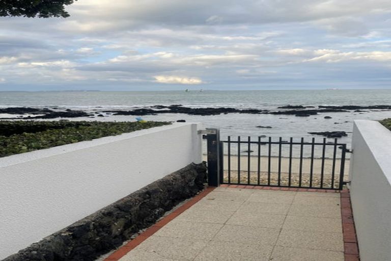 Photo of property in 8a /2 Audrey Road, Takapuna, Auckland, 0620