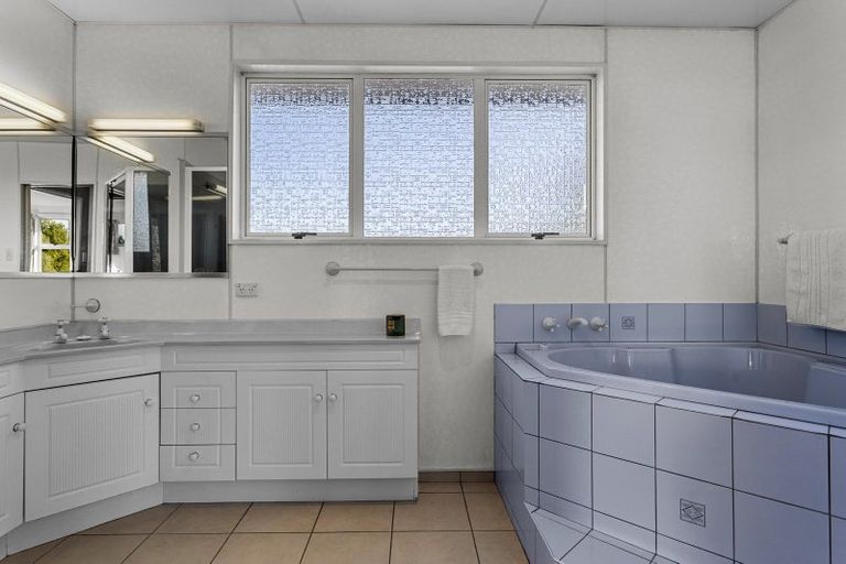 Photo of property in 10b Penelope Place, Casebrook, Christchurch, 8051