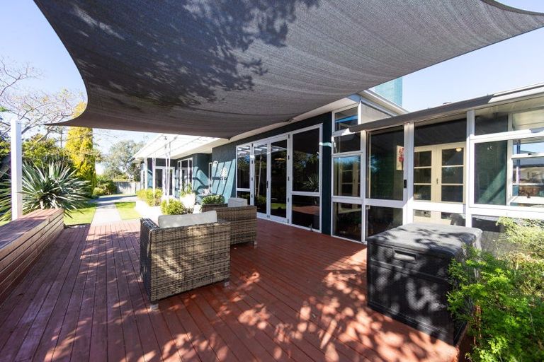 Photo of property in 113 Taradale Road, Onekawa, Napier, 4110