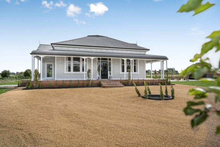 Photo of property in 906a&b Bidwills Cutting Road, Morison Bush, Greytown, 5794