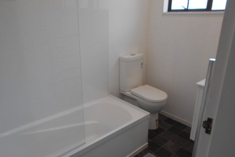 Photo of property in 169 Mark Avenue, Grenada Village, Wellington, 6037