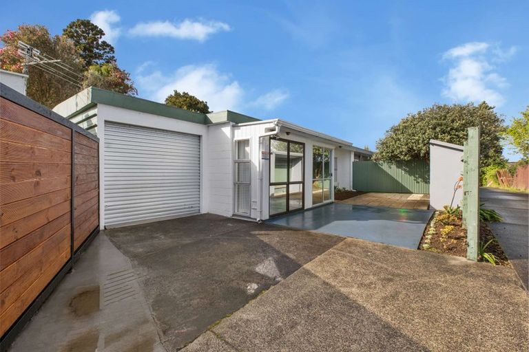Photo of property in 2/50 Hain Avenue, Mangere East, Auckland, 2024
