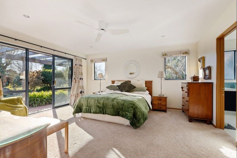 Photo of property in 11 Cedar Place, Amberley, 7410