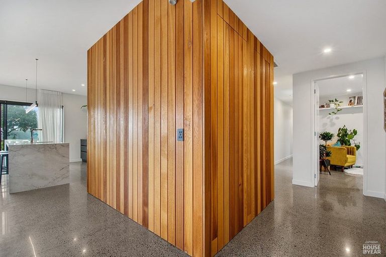 Photo of property in 2 Makete Crescent, Hobsonville, Auckland, 0618