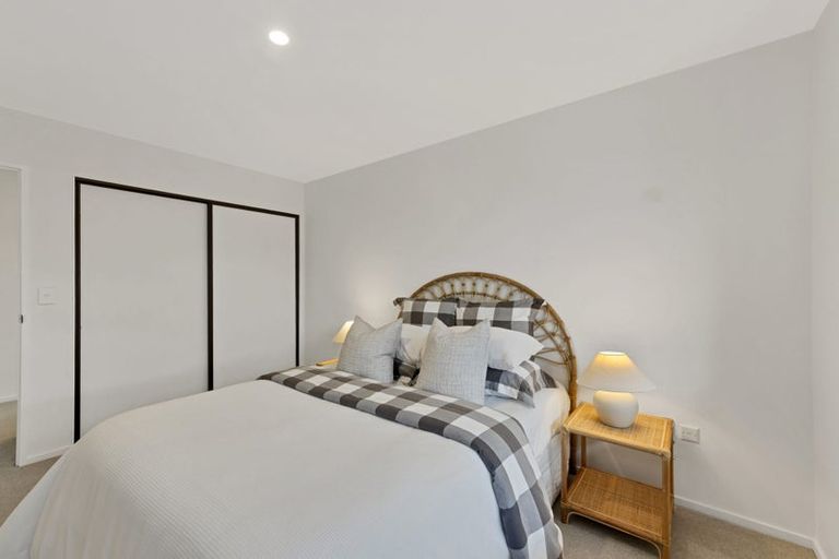 Photo of property in 1/1 Torvill And Dean Lane, Cashmere, Christchurch, 8022