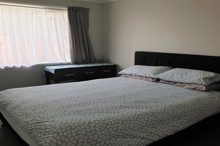 Photo of property in 30a Mellsop Avenue, Waiuku, 2123