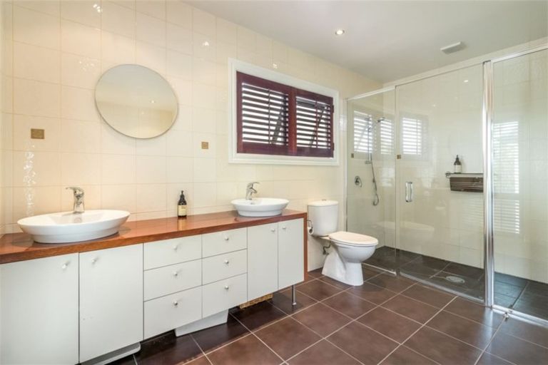 Photo of property in 57 Hawkesbury Avenue, St Albans, Christchurch, 8014