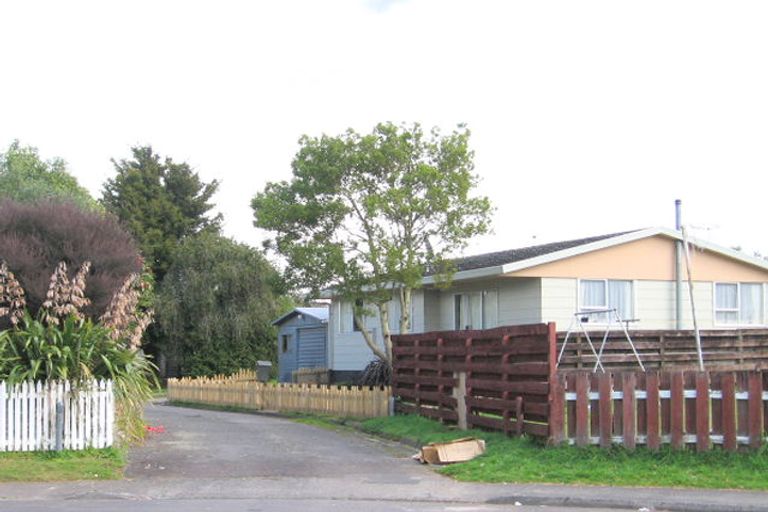 Photo of property in 5 Clancy Place, Nawton, Hamilton, 3200