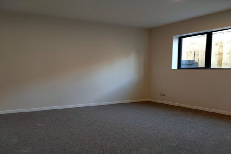 Photo of property in 5/21 Humphrey Kemp Avenue, Henderson, Auckland, 0612