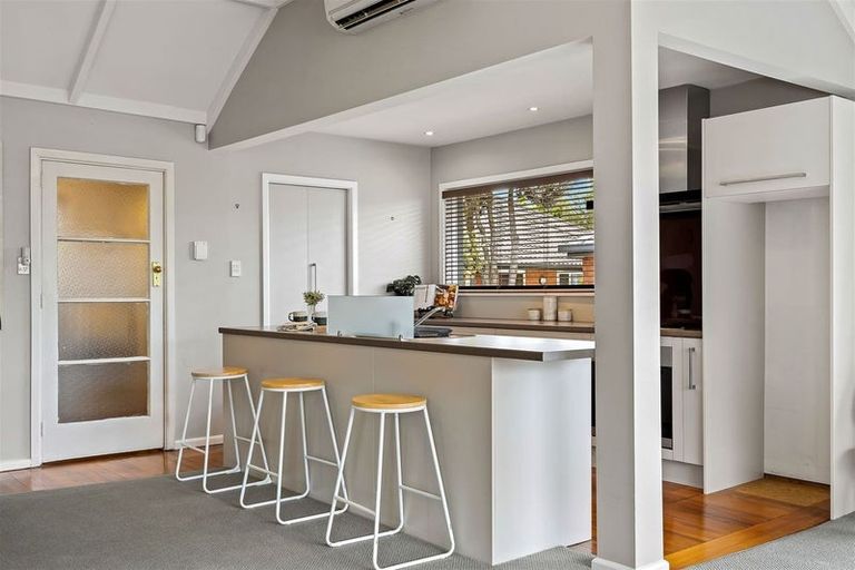 Photo of property in 73 Harris Crescent, Papanui, Christchurch, 8053