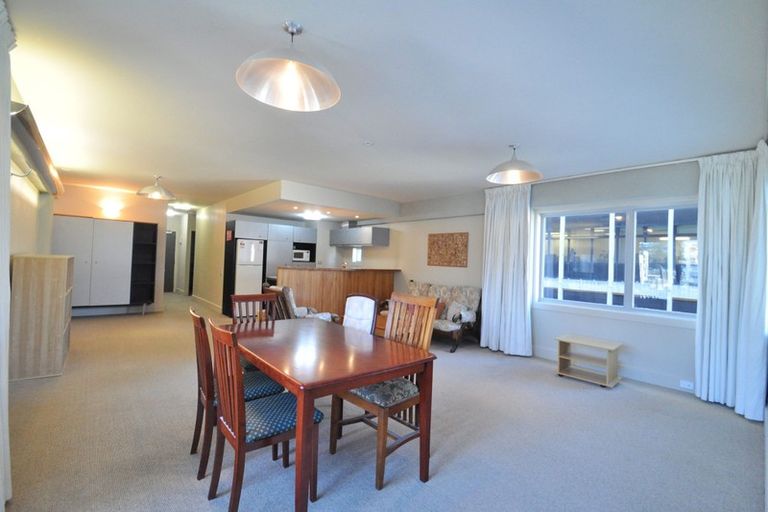 Photo of property in St Pauls Apartments, 109/43u Mulgrave Street, Thorndon, Wellington, 6011
