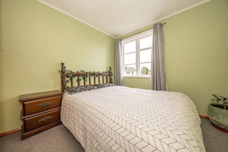 Photo of property in 23 Colvin Street, Westport, 7825