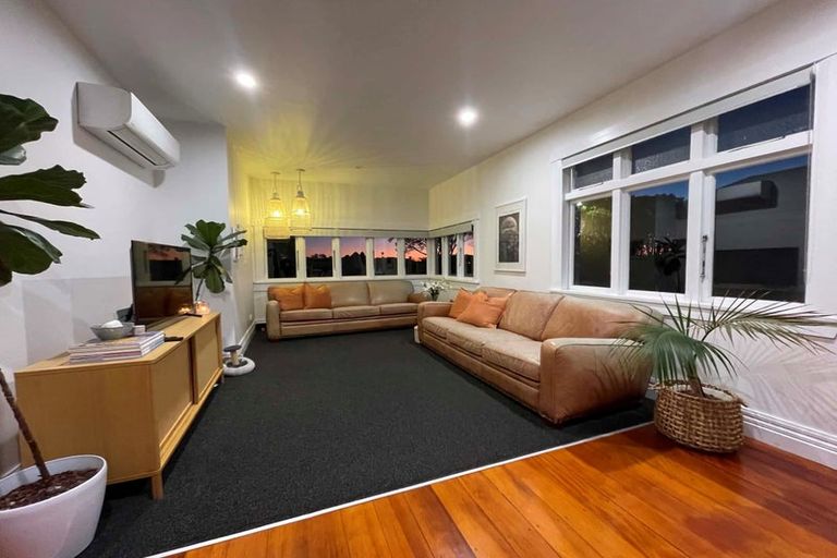 Photo of property in 177 Coronation Avenue, Welbourn, New Plymouth, 4310